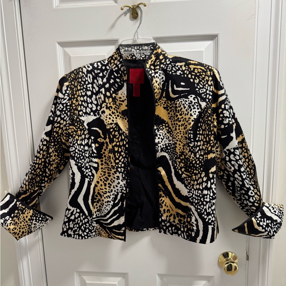 JS Collections Leopard Print Dressy Silky Jacket - Picture 2 of 5
